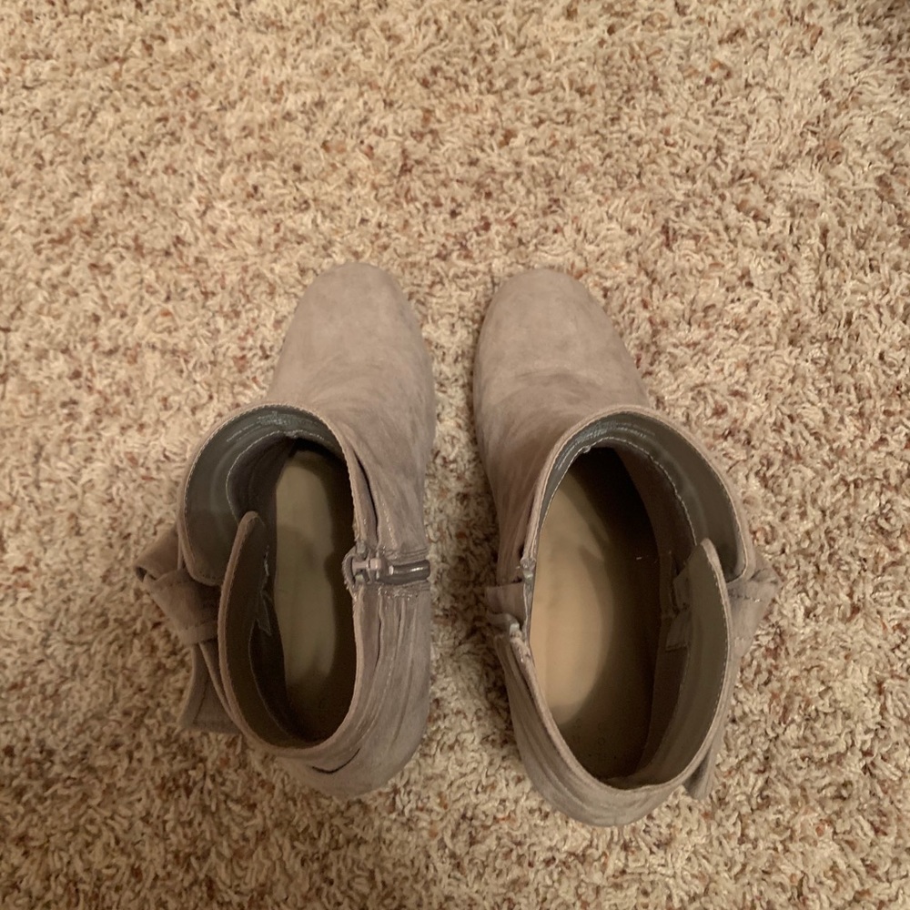 Heeled booties - Picture 3 of 4